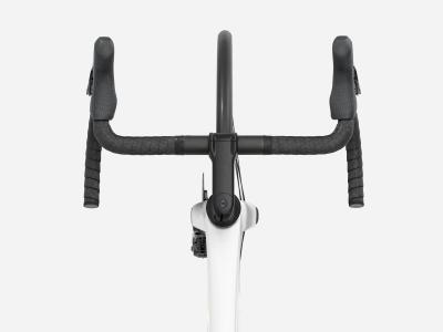 Trek Madone SL 5 L Gloss Crystal White/Matte Deep Smoke Produktbild 2