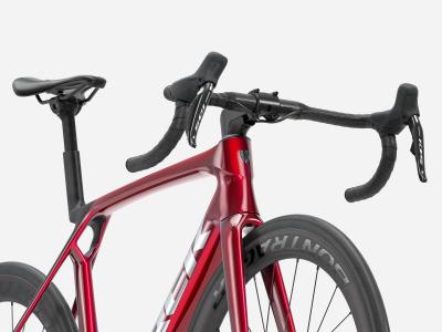 Trek Madone SL 6 L Gloss Fury Red/Matte Deep Smoke Produktbild 4